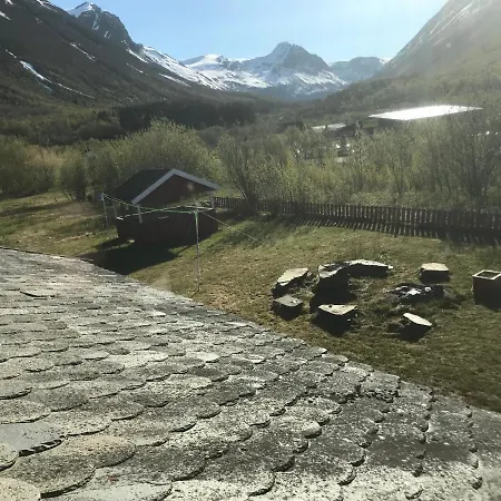 Lyngenfjord Gammelhotell *