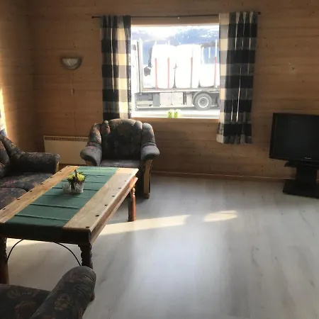 Lyngenfjord Gammelhotell * Olderdalen
